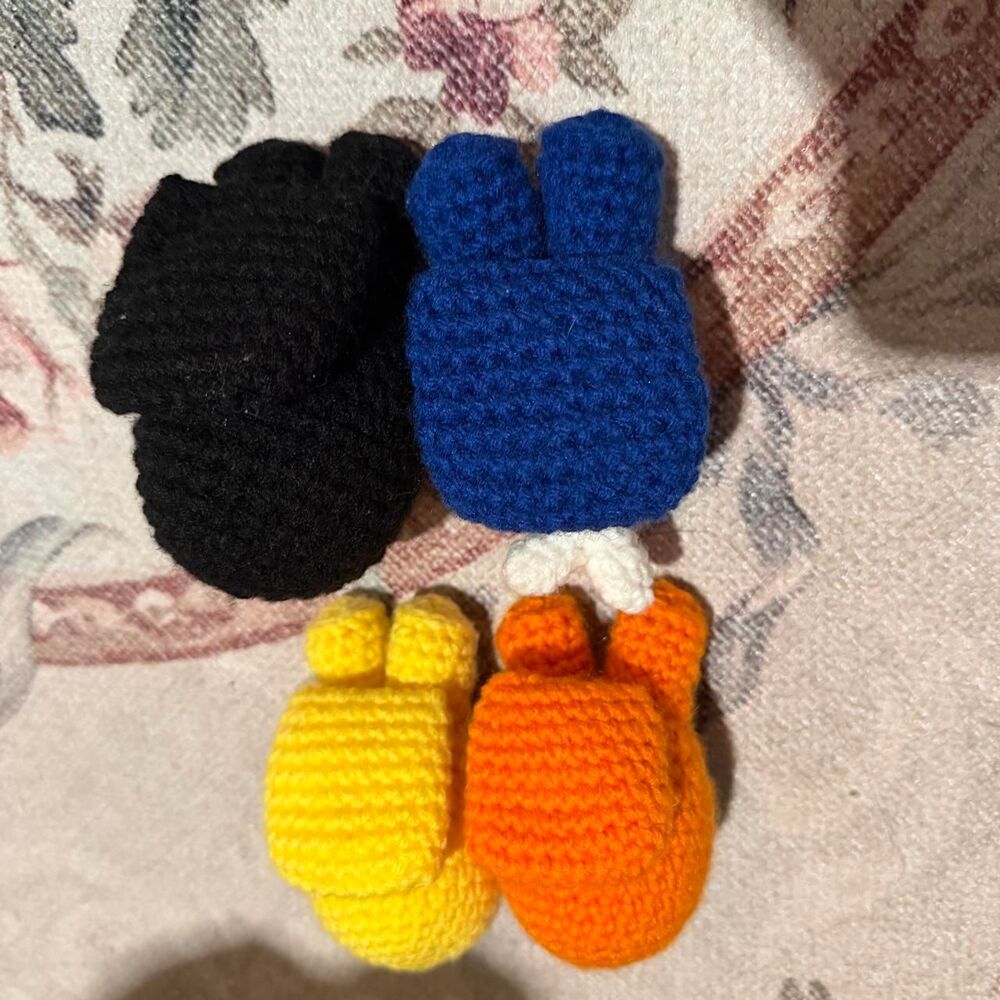 Among-us Multi Stuffed-animals - Picture 2 of 4